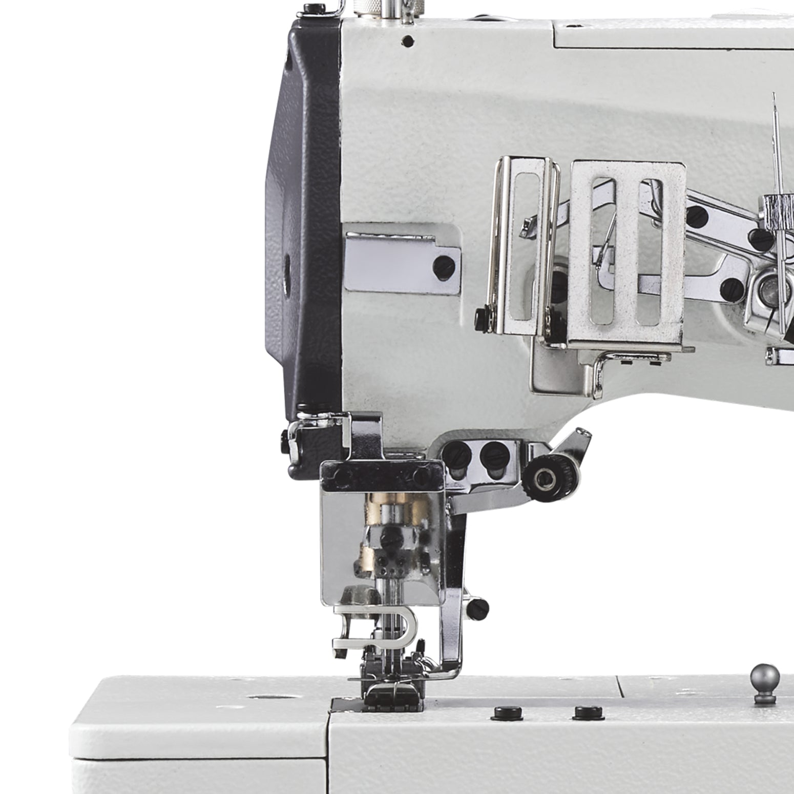 Máquina interlock 3 agujas MAQI W1C-FQx364-1 cama plana